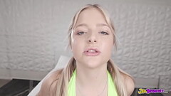 Blonde Teen INCREDIBLE BBC Interracial Blowjob Thumb