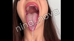 Long tongue spit play Thumb