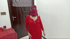 Desi Pakistani Beautiful Housewife Nude Dance Thumb